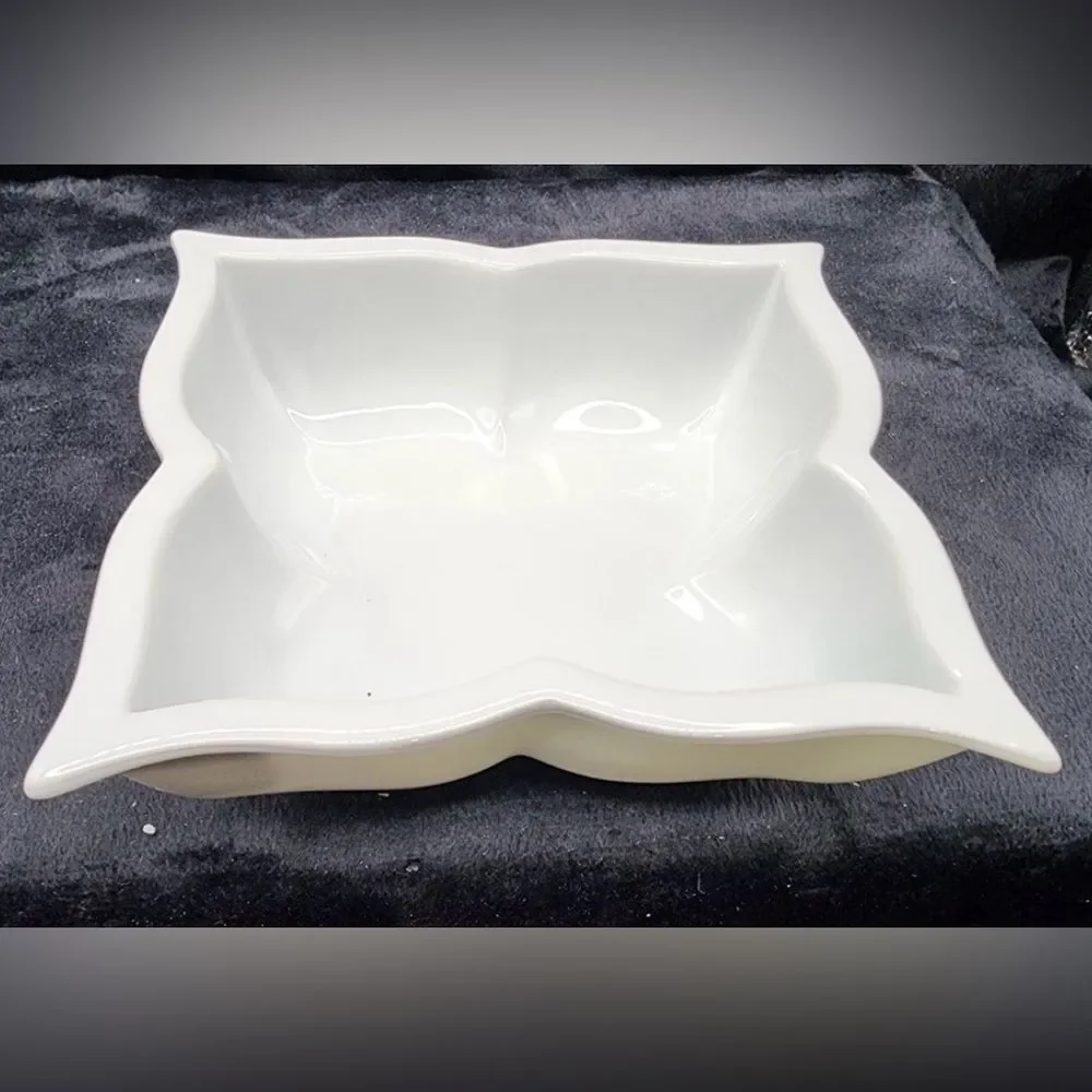 Pier 1 Butterfly 6.5 Square White Porcelain Square Bowls 2 Soup Cereal Salad